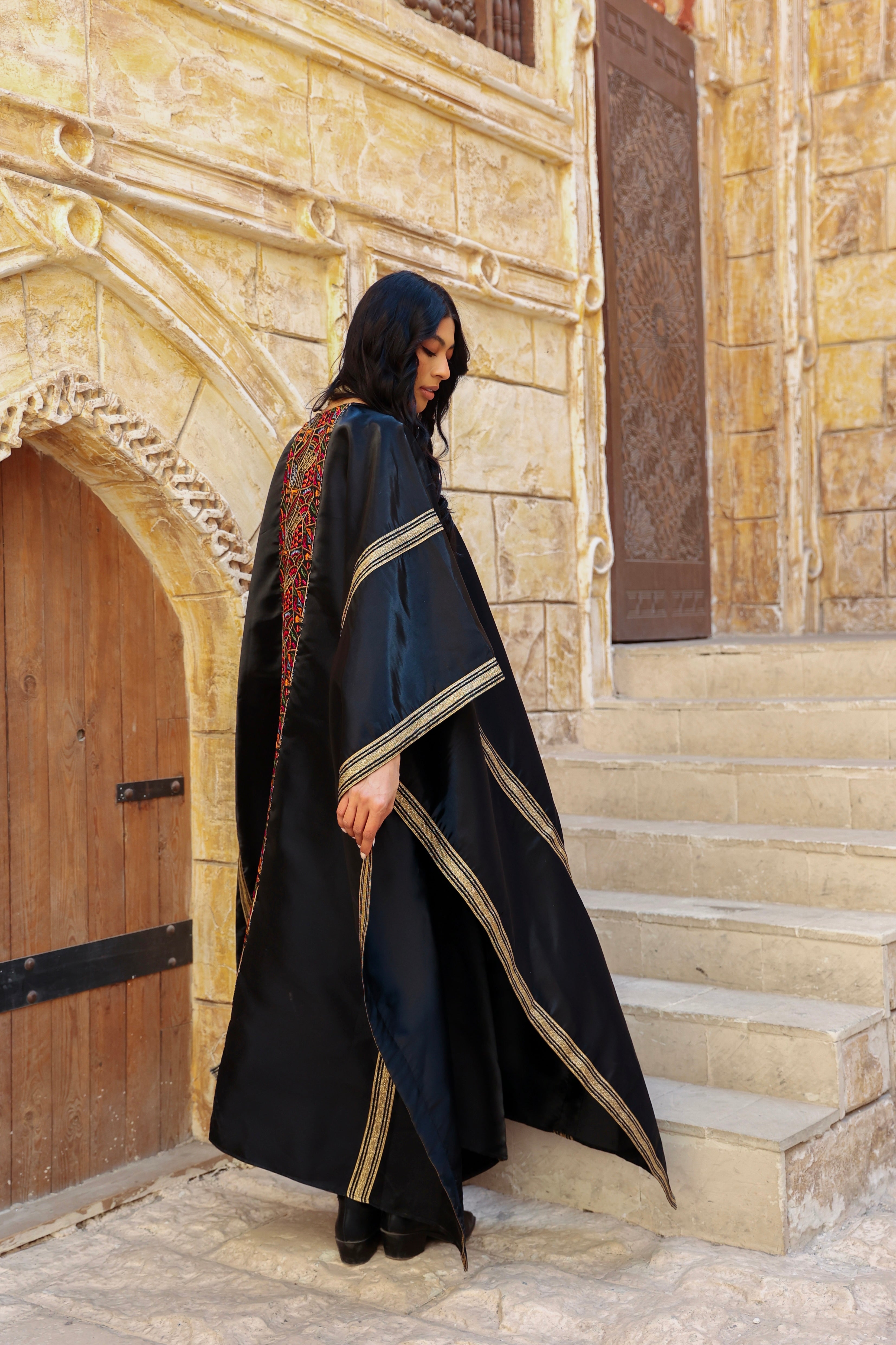 Taj- Black Satin Detailed Kaftan