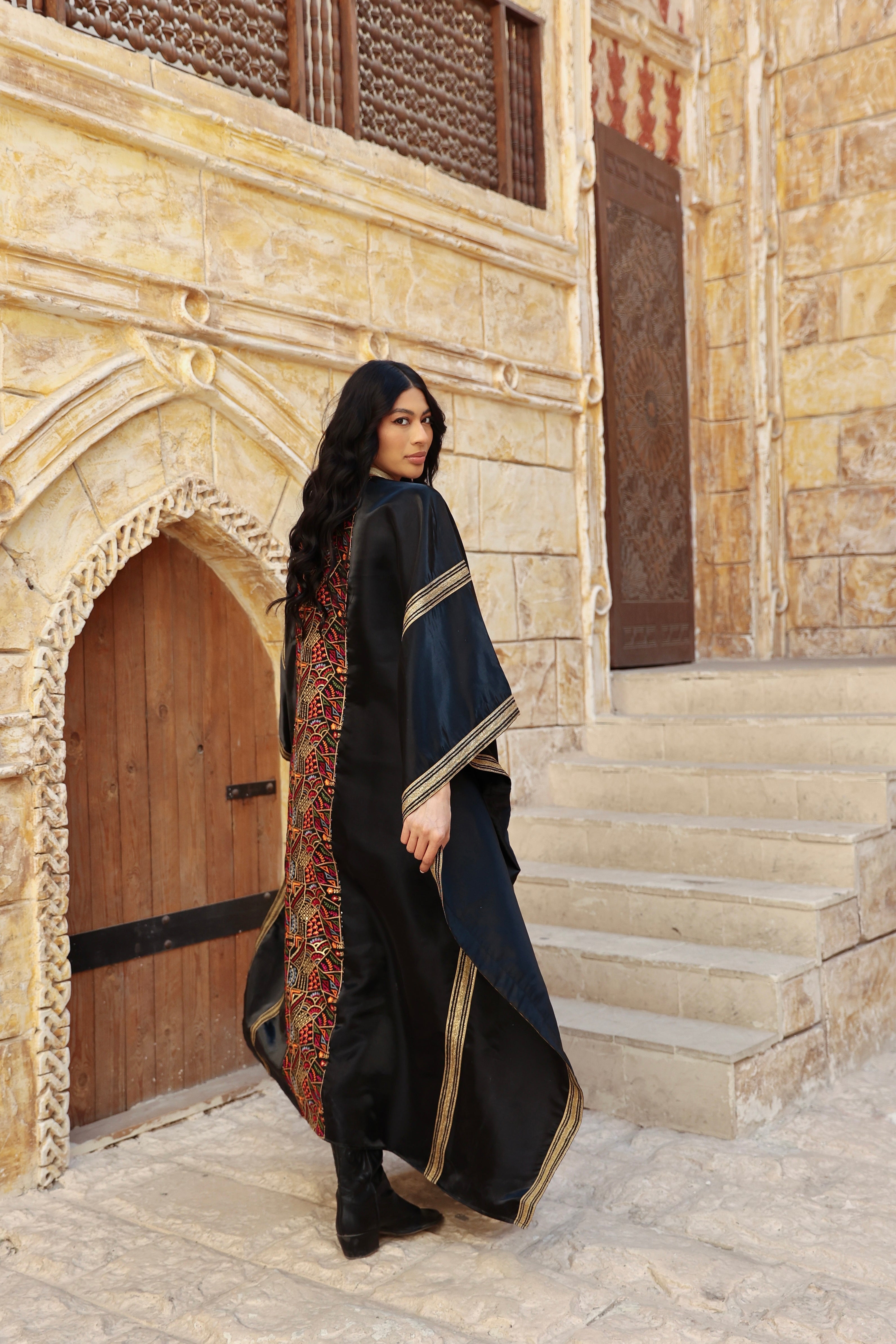 Taj- Black Satin Detailed Kaftan