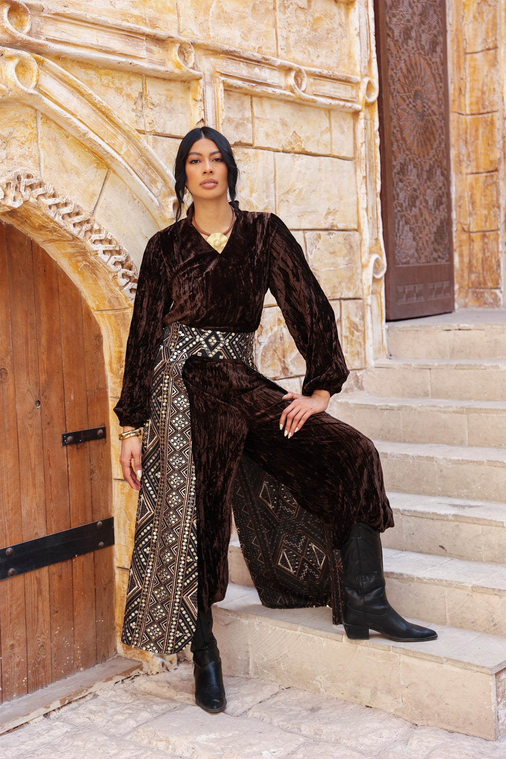 Hekaya- Brown set with Embellished Long Belt
