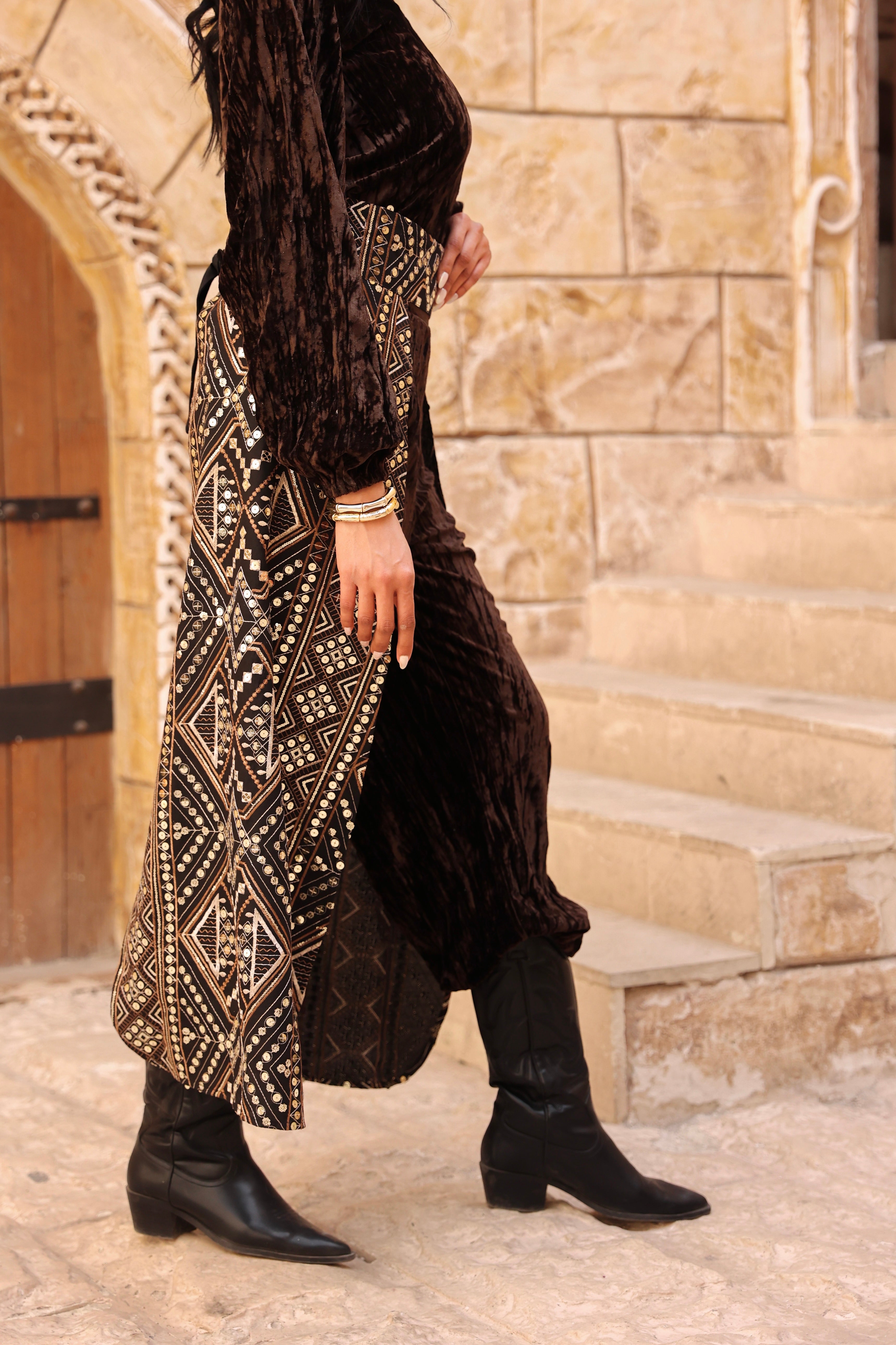 Hekaya- Brown set with Embellished Long Belt