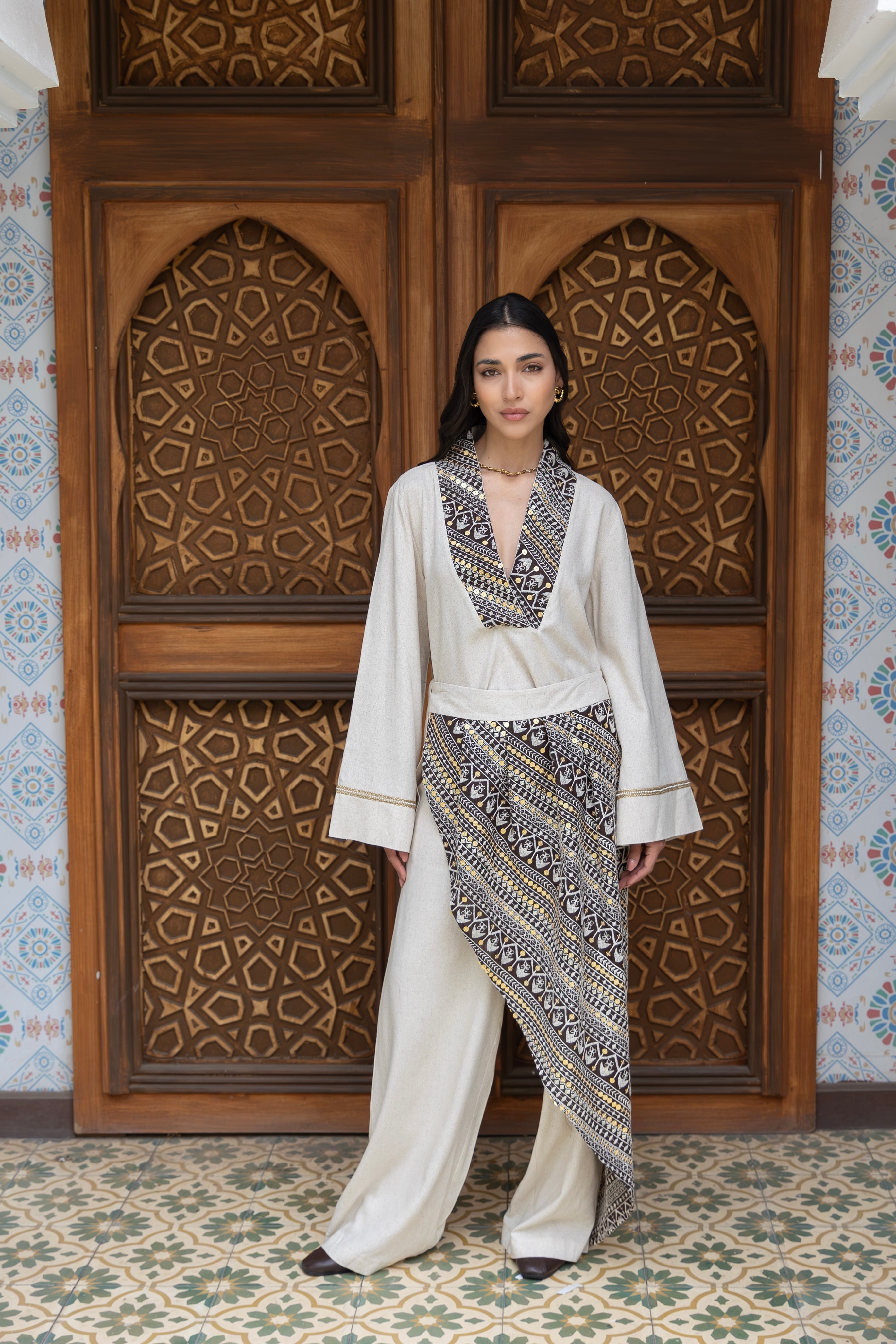 Alf Leila w Leila- Beige Wrap Linen Set