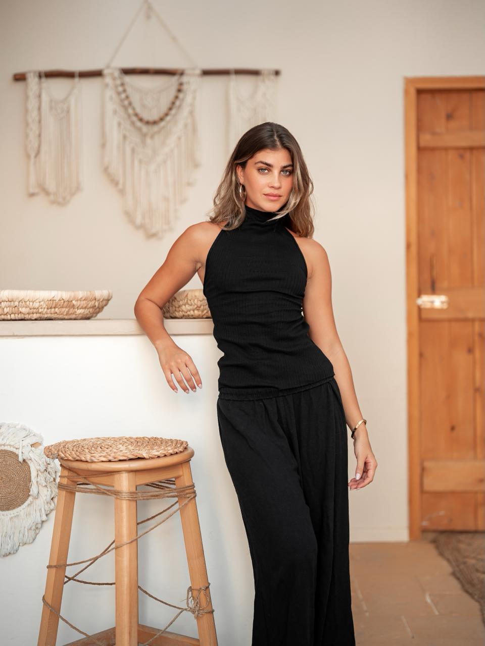 Sleek Neck Top